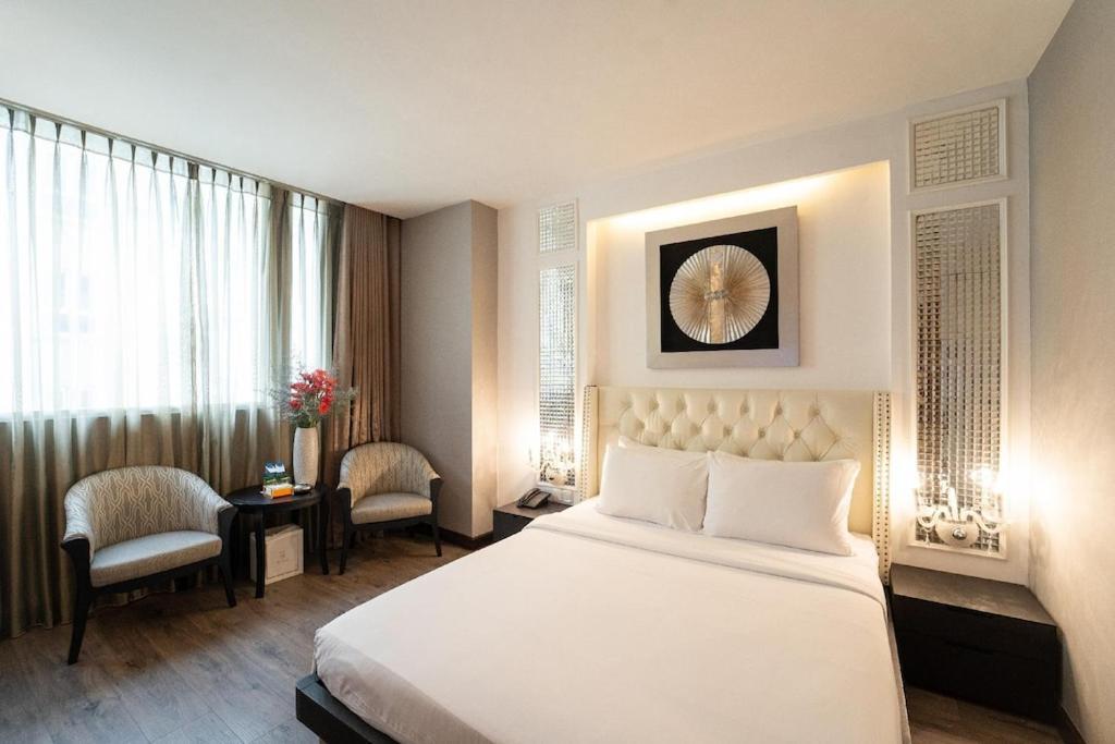 The White Hotel 8A Thai Van Lung Ho Chi Minh-staden Exteriör bild